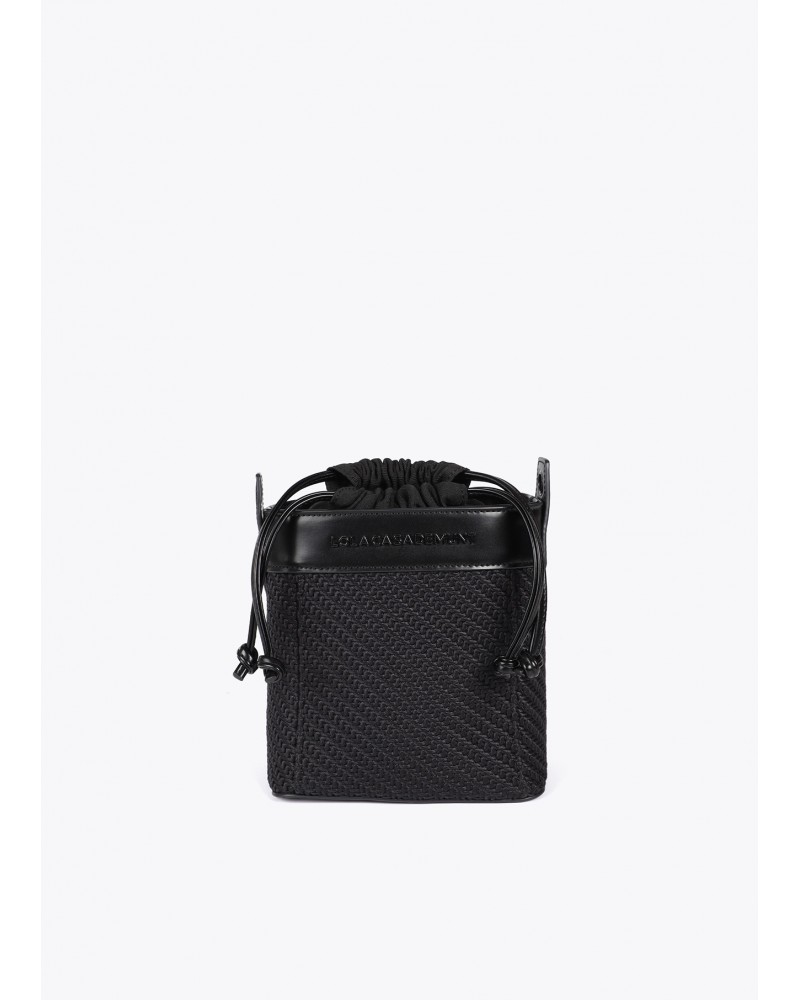 Bolso bombonera negra de Lola Casademunt