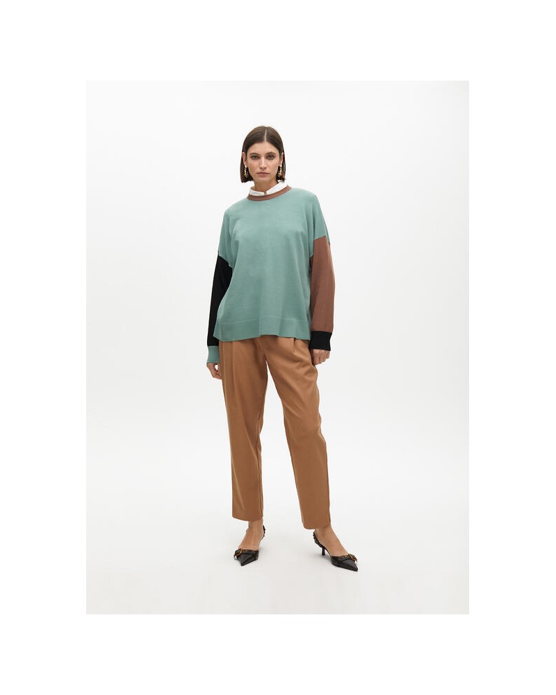 Jersey azul verde y azul de Lola Casademunt