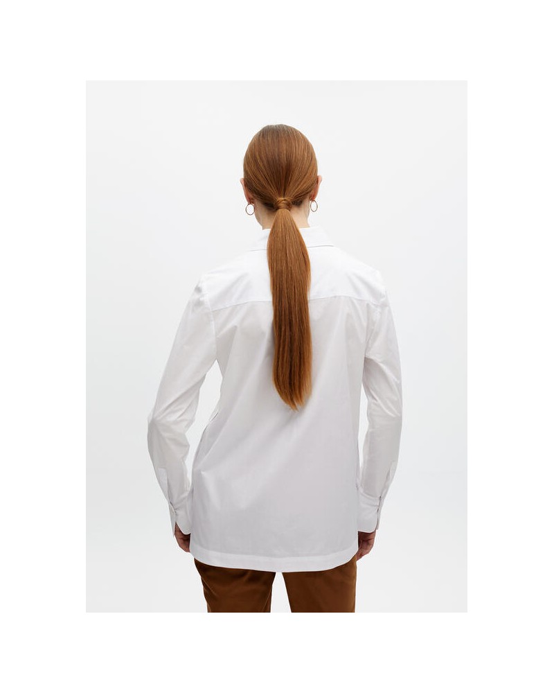Camisa blanca popelin con botones de Lola Casademunt