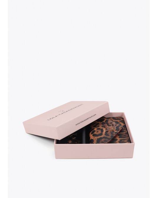 Monedero y llavero marròn animal print de Lola Casademunt