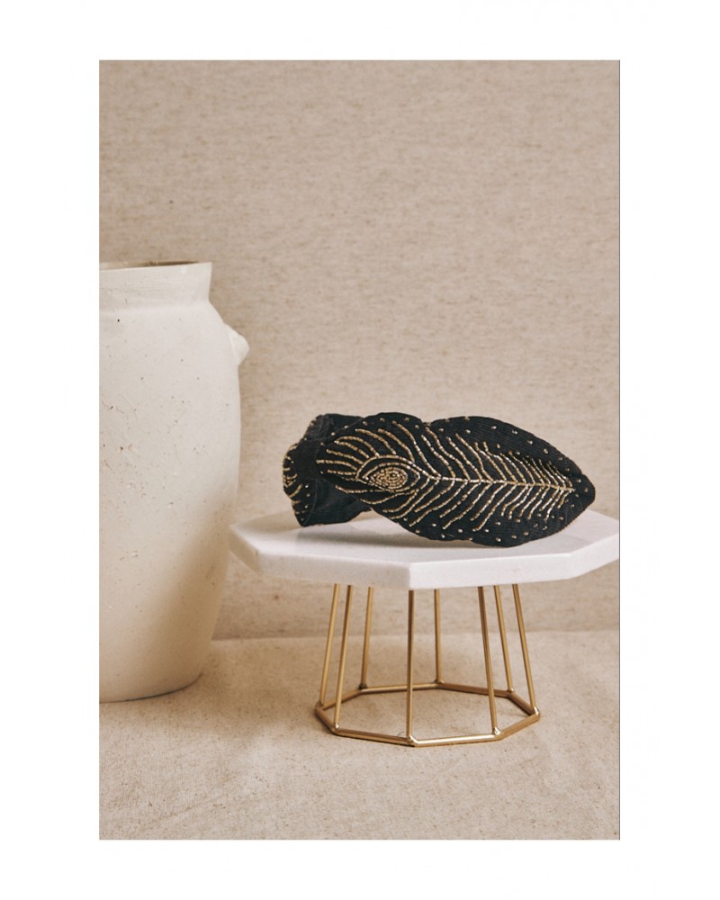 Diadema con abalorios de latido