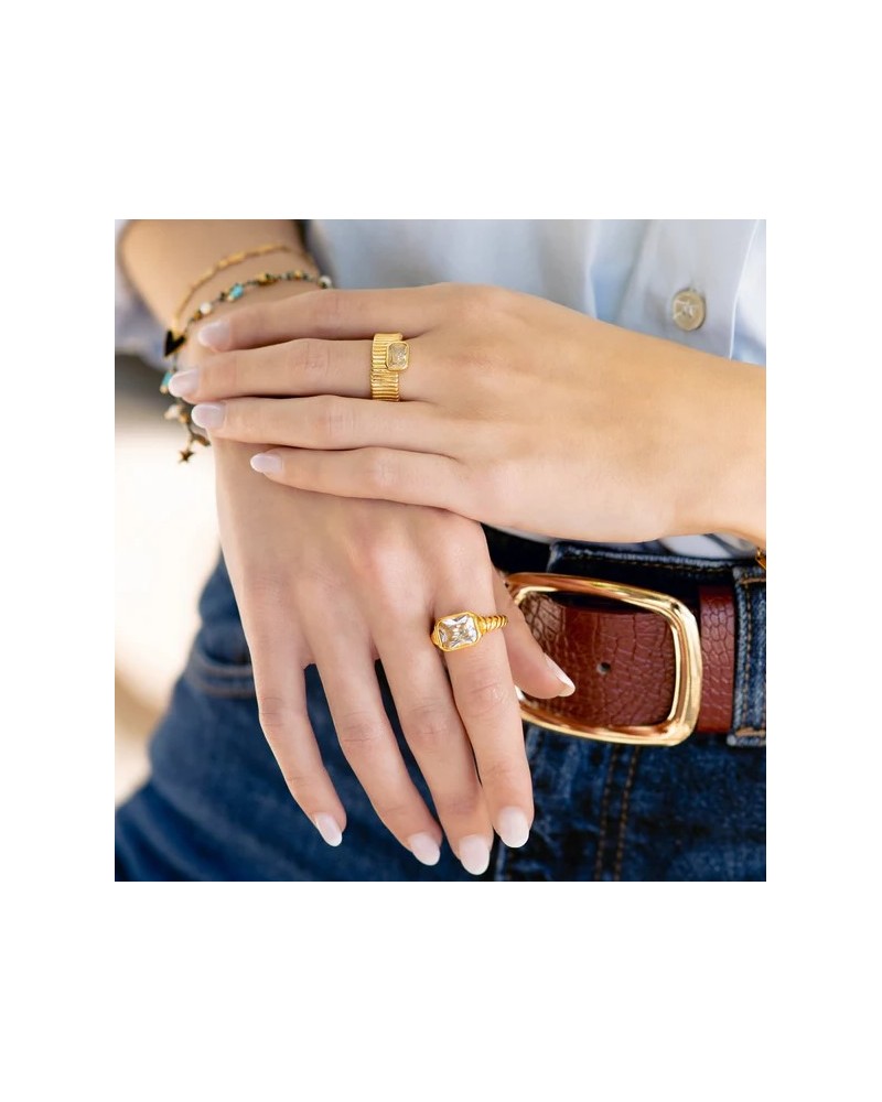 Anillo acero y circonita de Anartxy