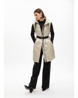 Chaleco acolchado capucha piedra de Lola Casademunt