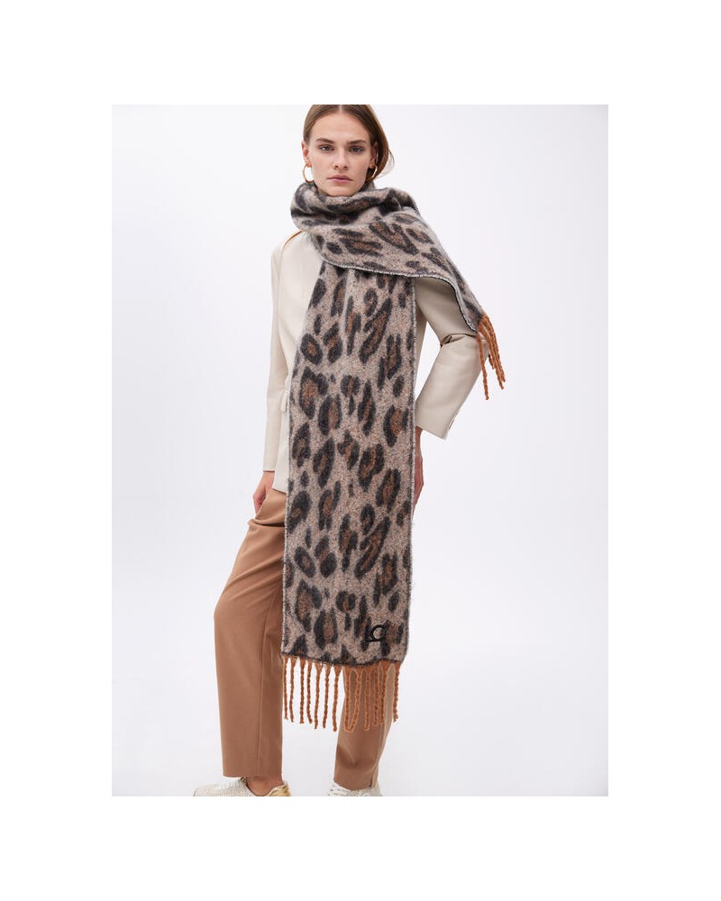 Bufanda animal print de Lola Casademunt