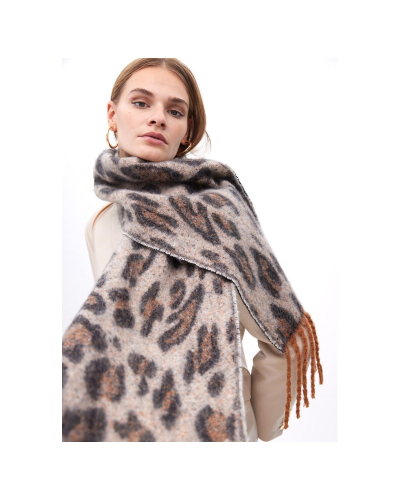 Bufanda animal print de Lola Casademunt