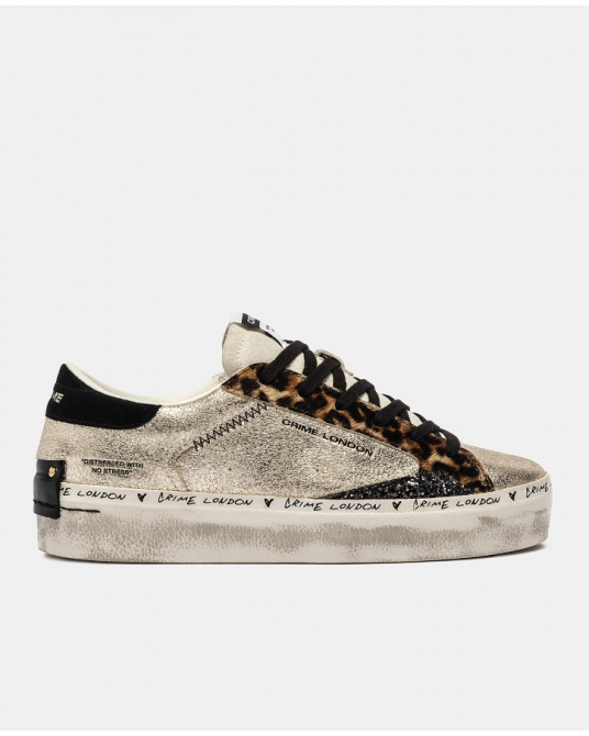Zapatillas metalizada animal print de Crime London