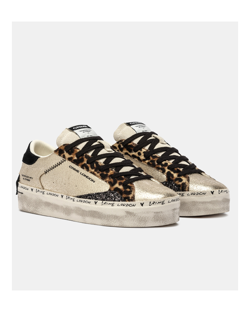 Zapatillas metalizada animal print de Crime London