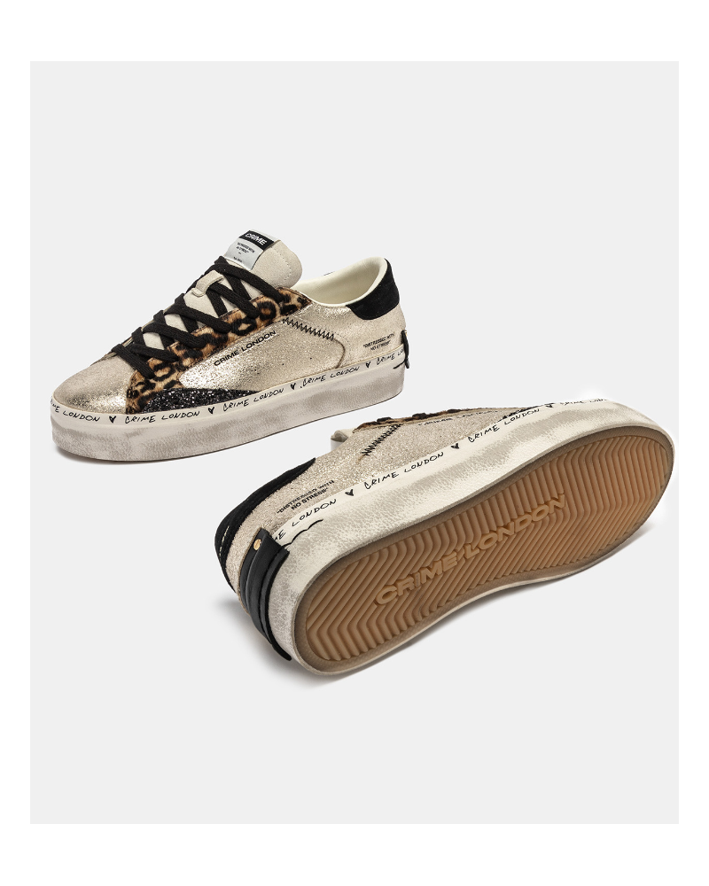 Zapatillas metalizada animal print de Crime London