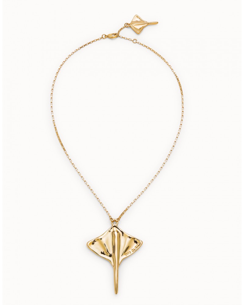 Colgante mantaraya corto baño oro de UNOde50