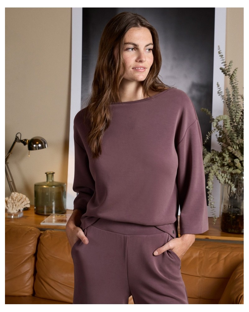 Camiseta oversize Morada de Surkana