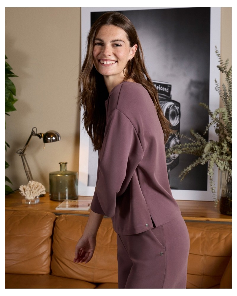 Pantalón ancho modal morado de Surkana