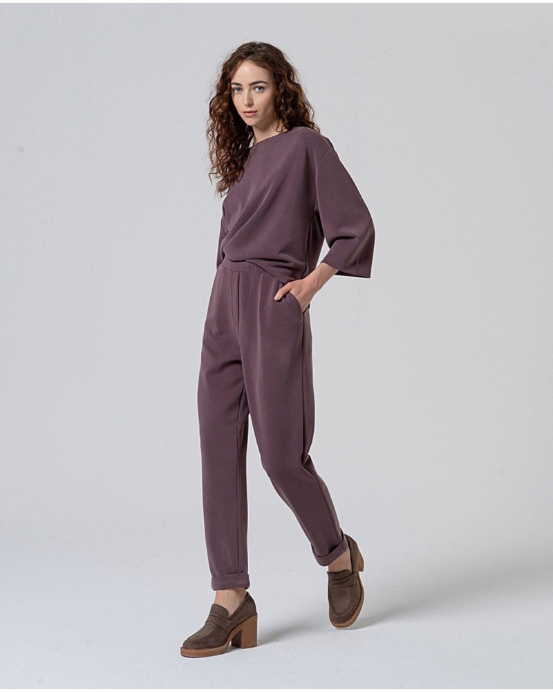 Pantalòn jogger morado de Surkana