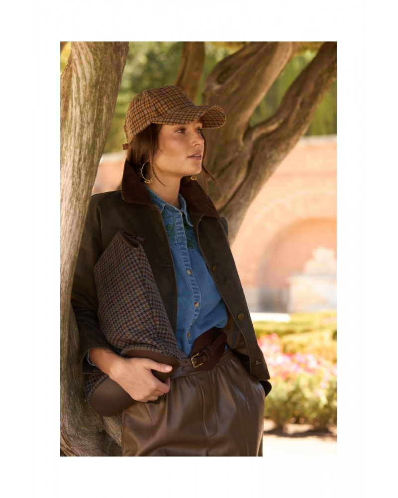 Gorra tipo visera cuadros de Latido