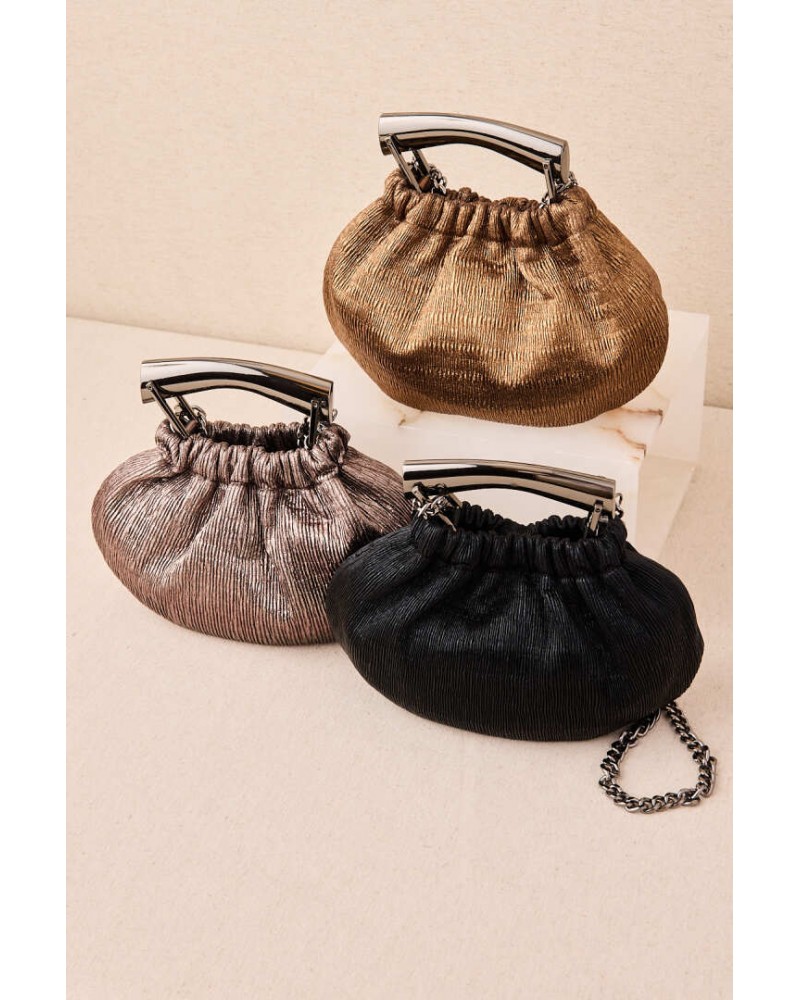 Bolso metalizado asa metal de Latido