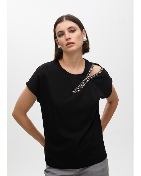 Camiseta abertura con pedrerìa de Lola Casademunt