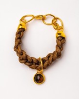 Pulsera trenzada y cuarzo ahumado de Velatti