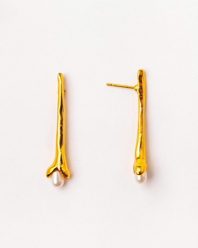 Pendientes baño en oro y perla de Velatti