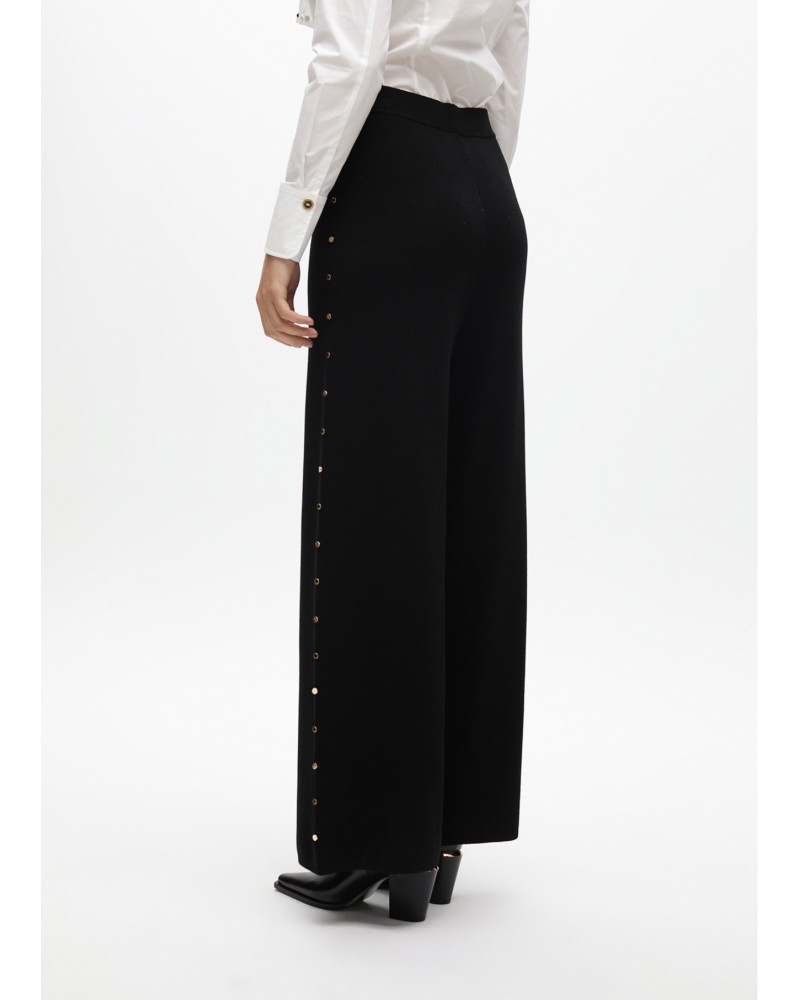 Pantalòn negro tachas de Lola Casademunt