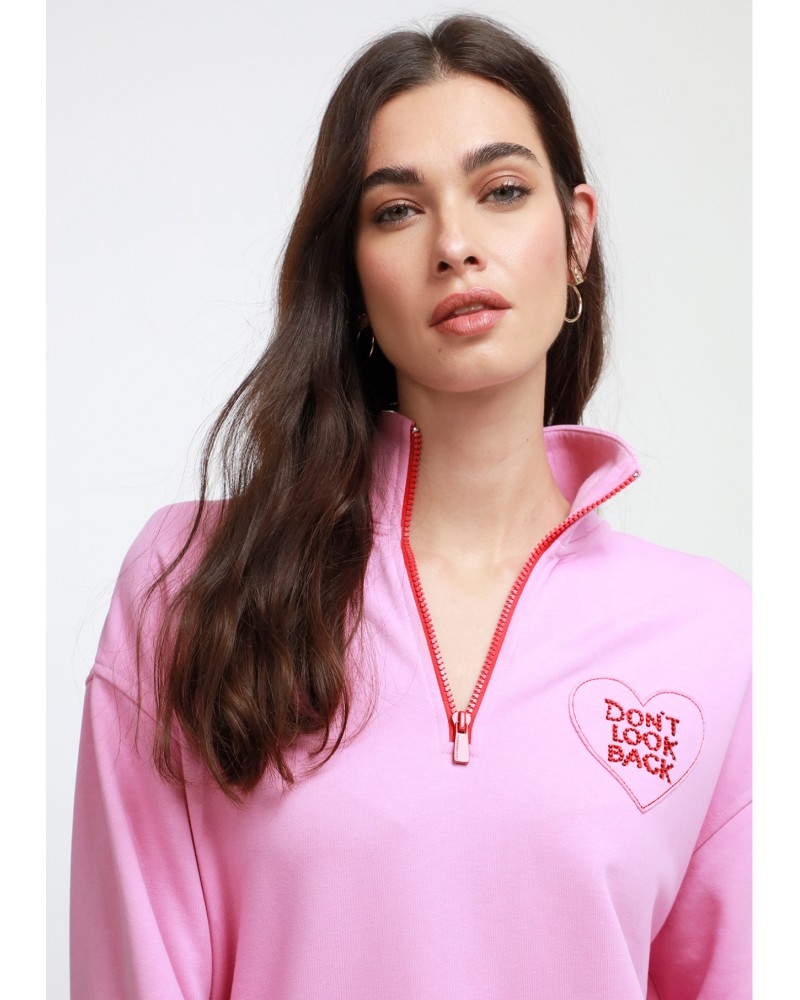 Sudadera Solidaria de Lola Casademunt