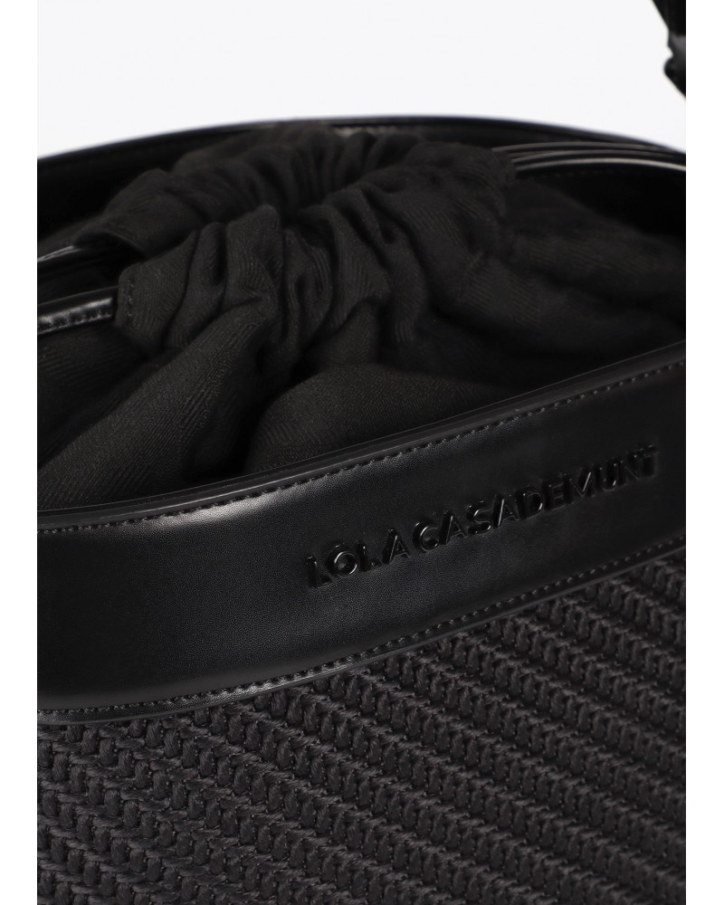 Bolso hobo negro de Lola Casademunt