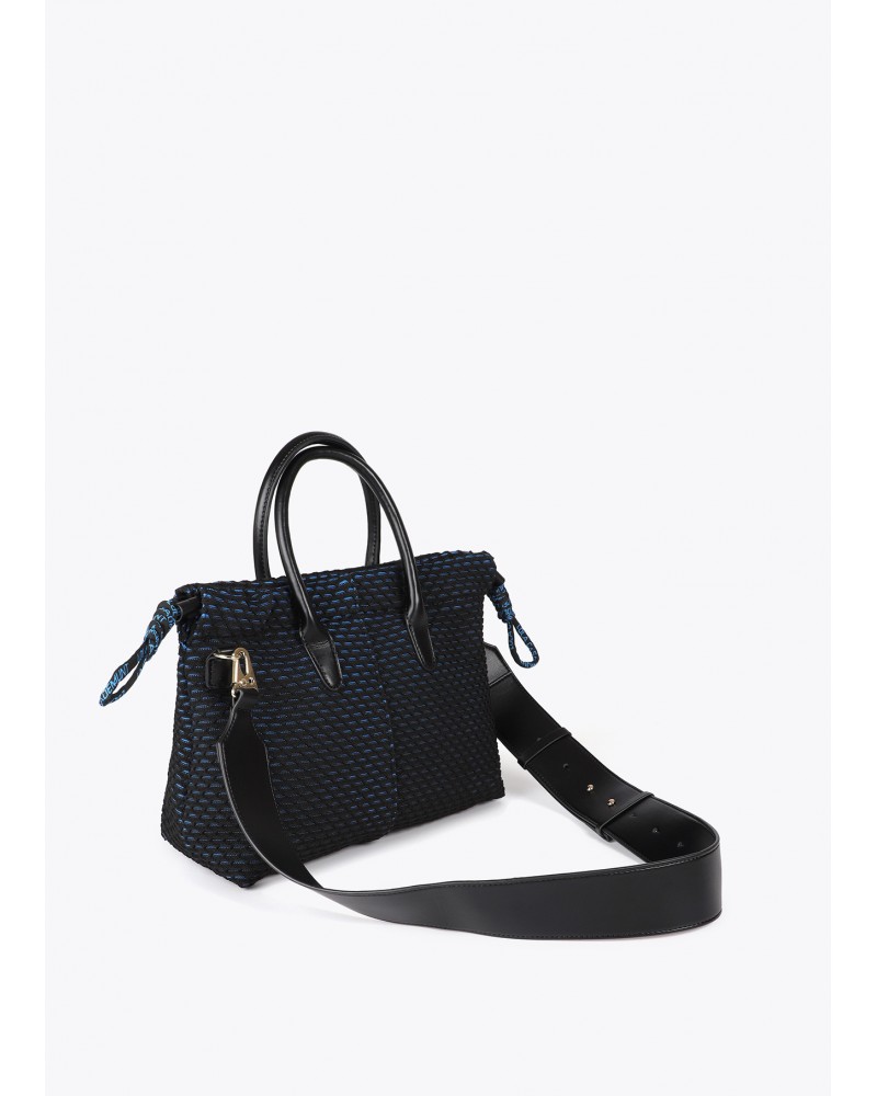 Bandolera tejido rejilla azul de Lola Casademunt