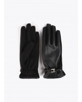 Guantes negros con logo de Lola Casademunt