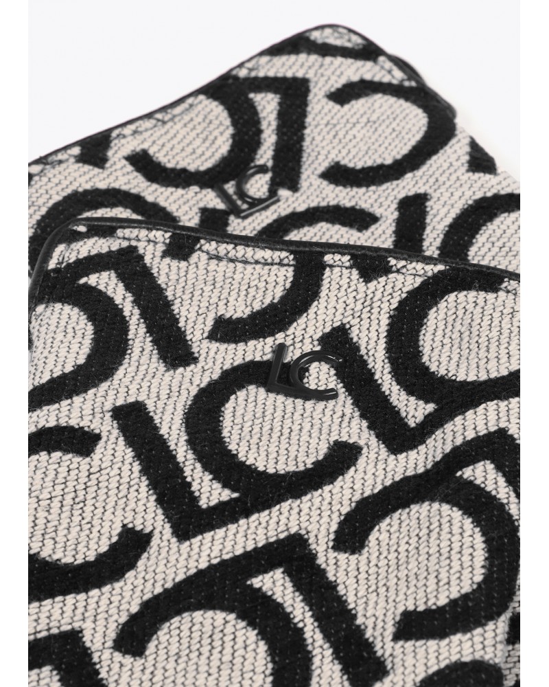 Guantes logo negro de Lola Casademunt