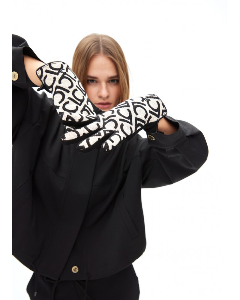 Guantes logo negro de Lola Casademunt