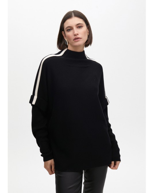 Jersey NEGRO manga contraste de Lola Casademunt