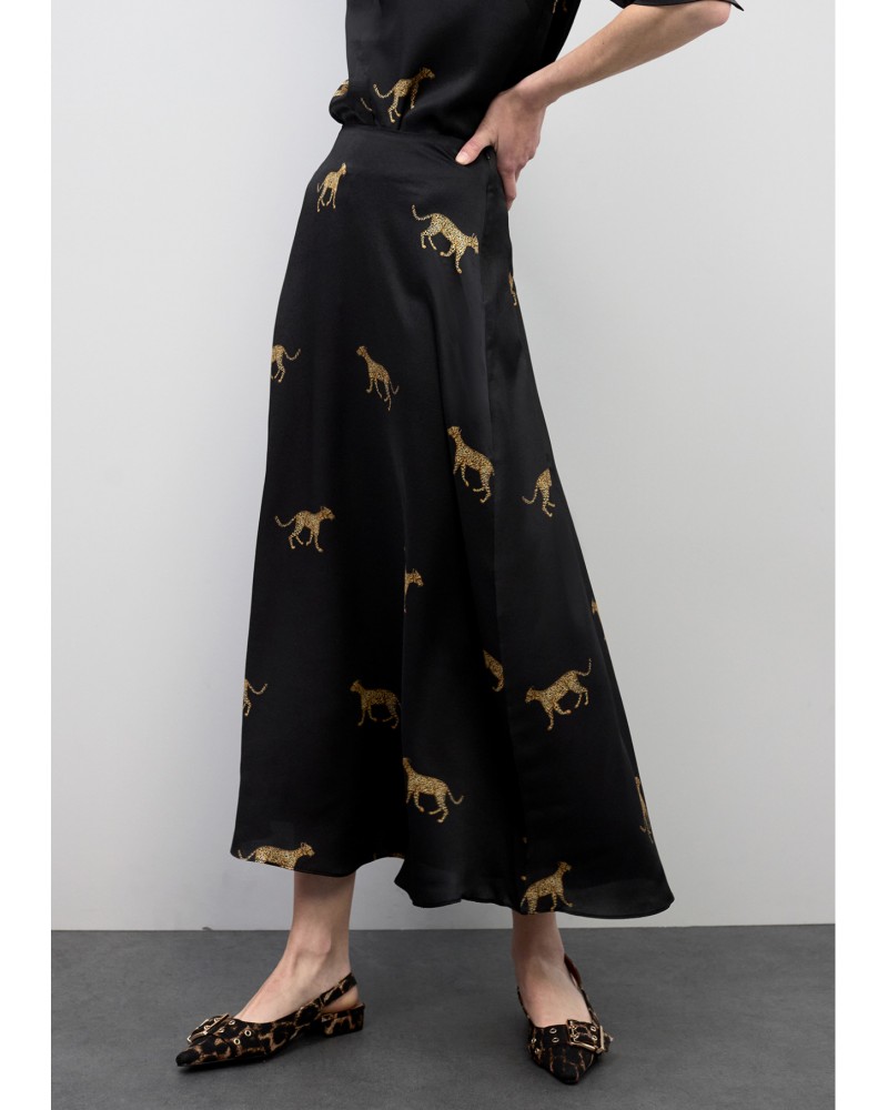 Falda satinada print leopardo Lola Casademunt