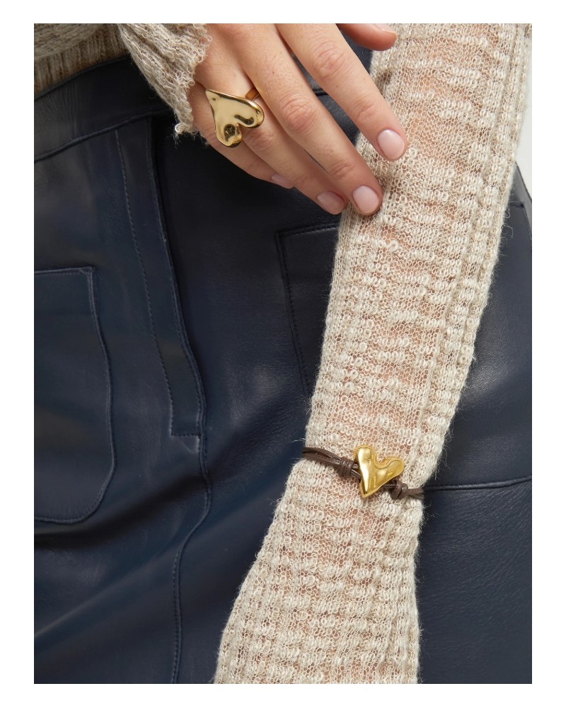 Pulsera de cuero con corazòn baño oro UNOde50