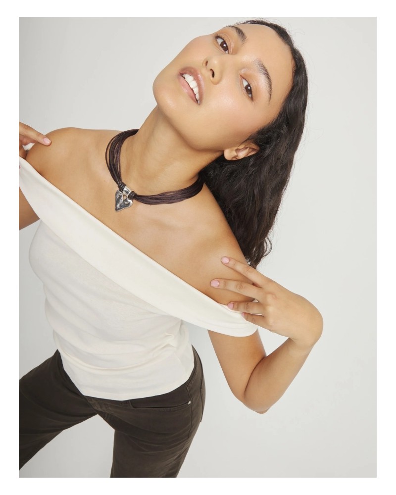 Collar hilo seda corazòn baño plata UNOde50