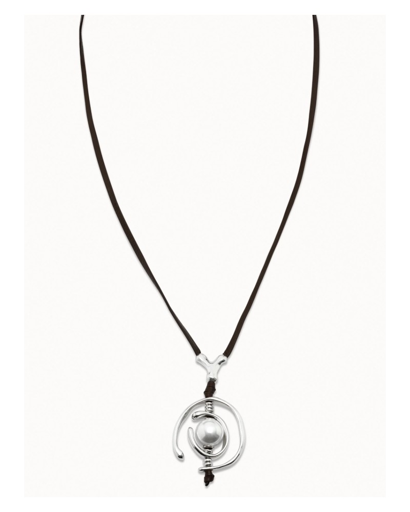 Collar cuero con perla bañado plata UNOde50