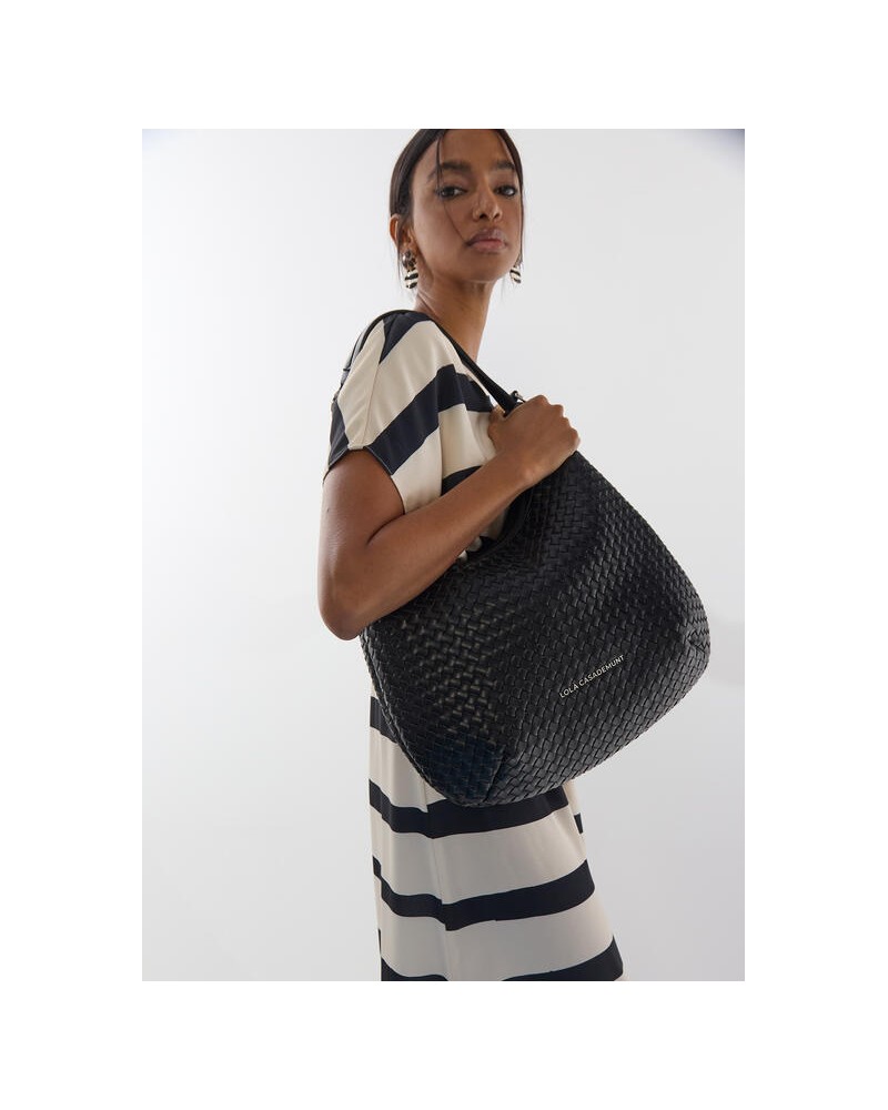 Bolso trenzado tipo hobo Lola Casademunt