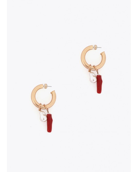 Pendientes de aro con charms de coral y perla Lola Casademunt