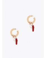 Pendientes de aro con charms de coral y perla Lola Casademunt