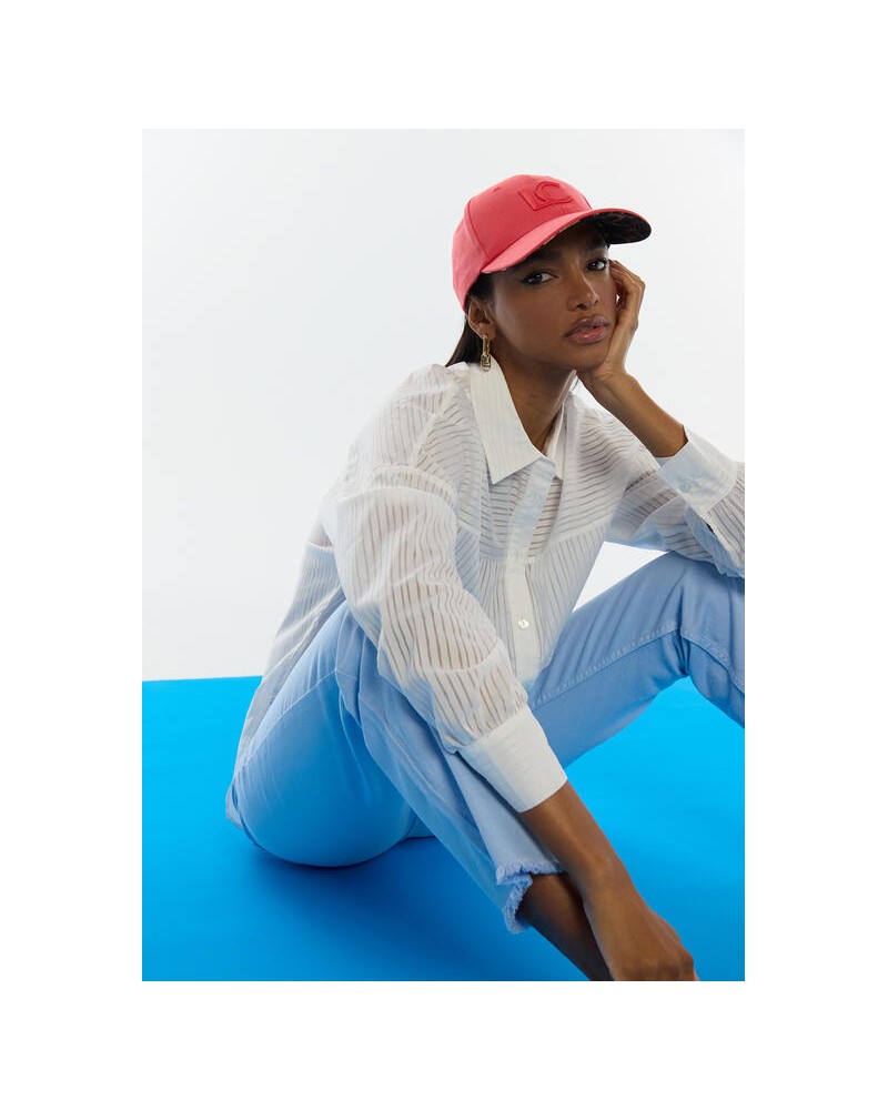 Gorra con logo bordado Lola Casademunt