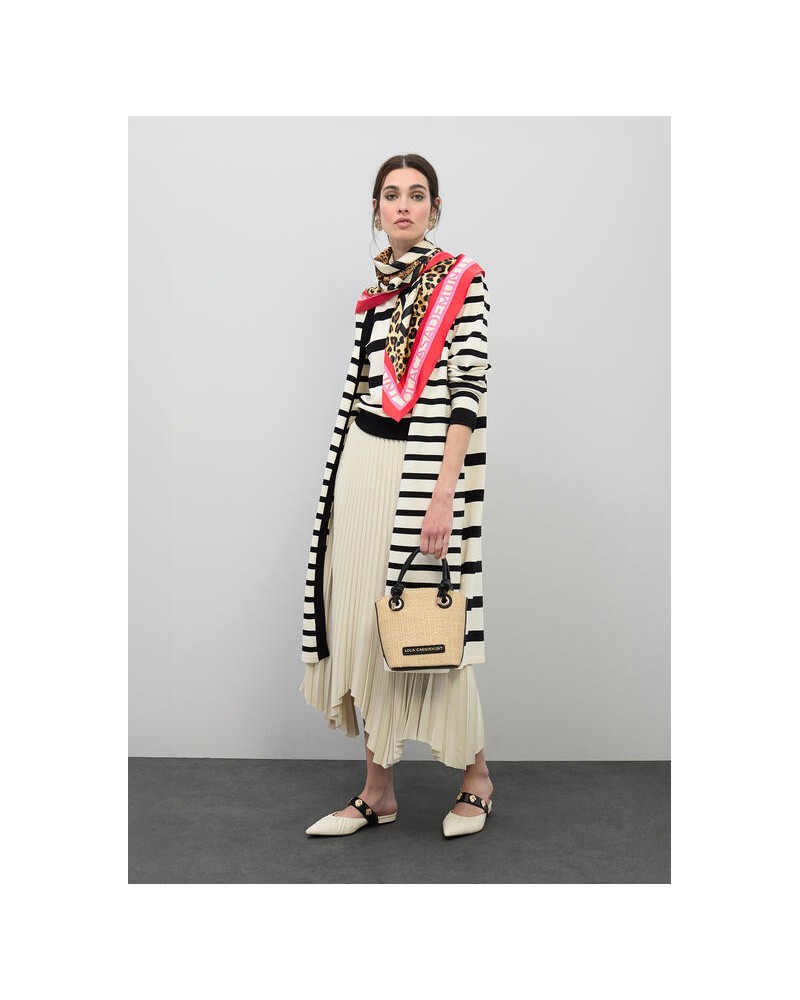 Falda asimètrica beis plisada Lola Casademunt