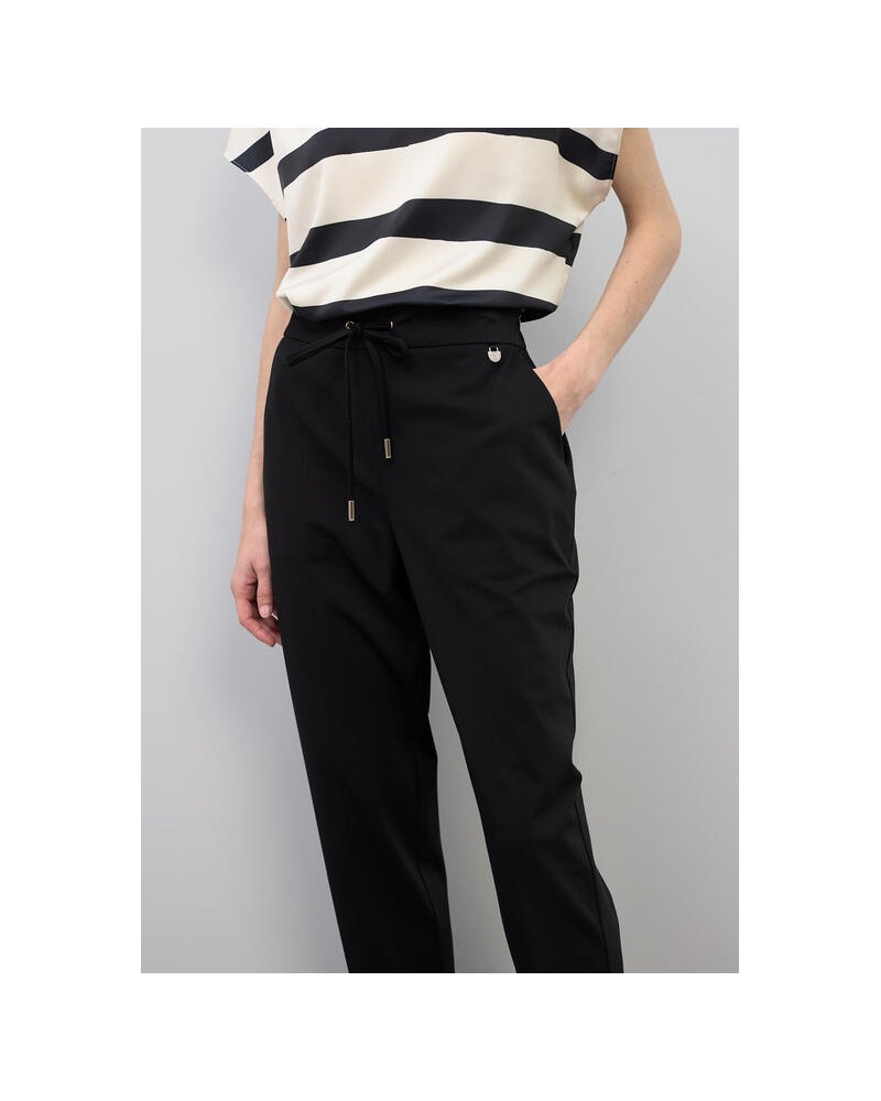 Jogger con cremalleras Lola Casademunt