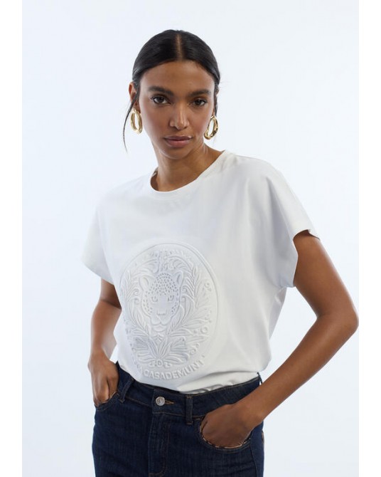 Camiseta logo engomado Lola Casademunt
