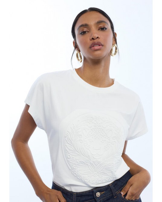 Camiseta logo engomado Lola Casademunt