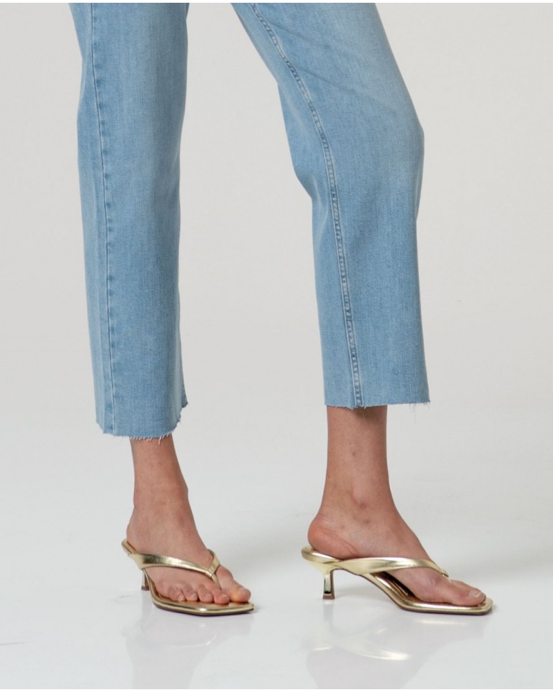 Pantalon recto Azul celeste Surkana