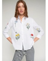 Camisa blanca de flores bordadas Vilagallo