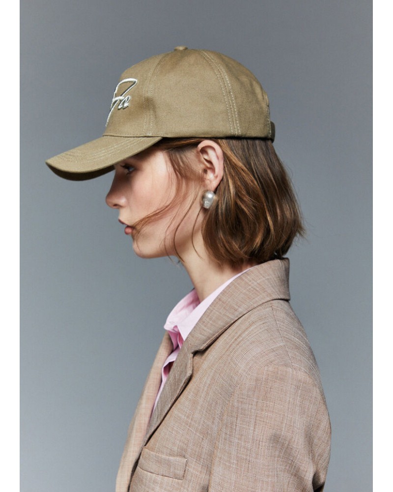 Visera con logotipo bordado Liujo