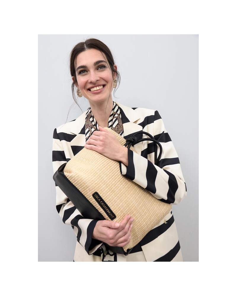 Bolso tipo capazo efecto rafia Lola Casademunt