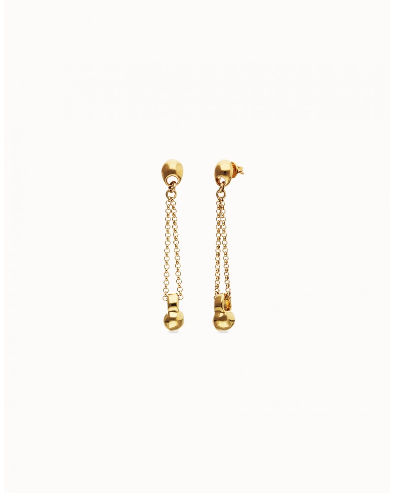 Pendientes largos bañados en oro UNOde50