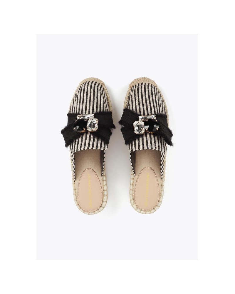 Sandalia plana canvas de rayas Lola Casademunt