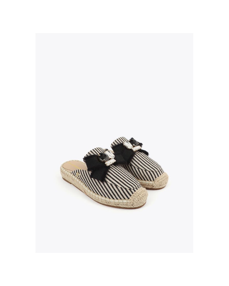 Sandalia plana canvas de rayas Lola Casademunt