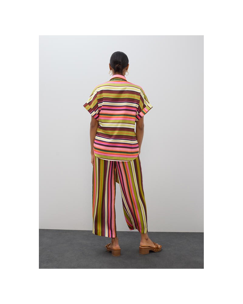 Blusa cinturón print multirayas Lola Casademunt