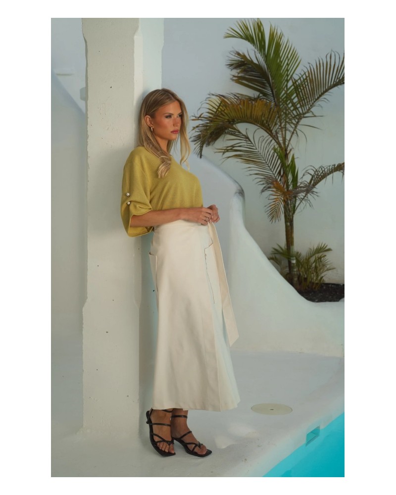 Camiseta con perlas en mangas Guimanos